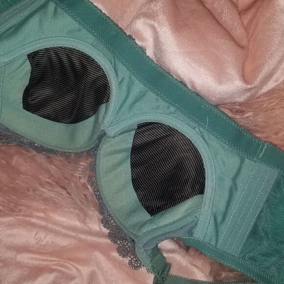 Vtg Warner's Lace & Satin Shine-on  Bra 34B - Picture 3 of 10